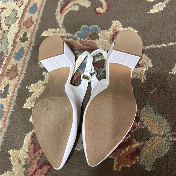 Adrienne Vittadini pink gold glittery Slingback Heels 7.5 - Picture 3 of 5